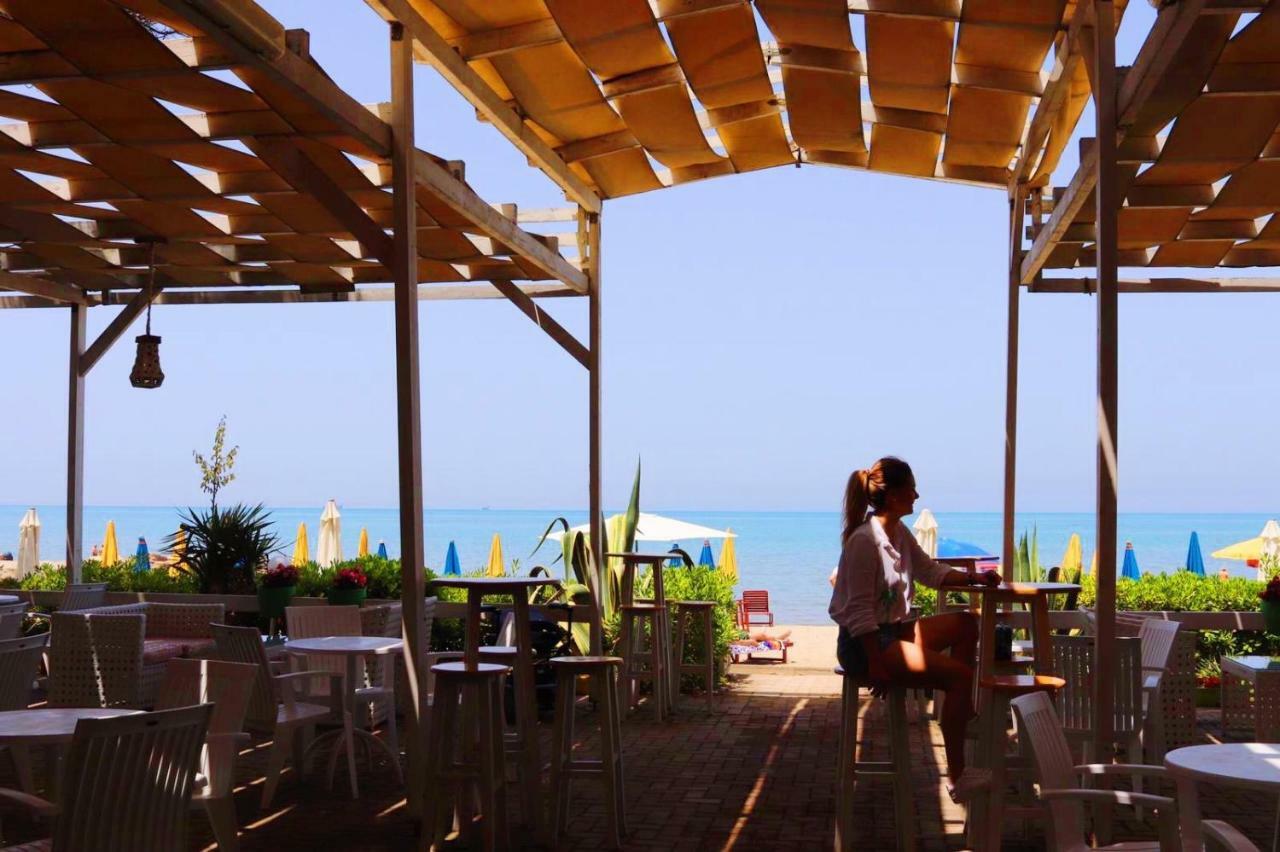 Holiday Home Pishat E Buta 28 Golem  Esterno foto